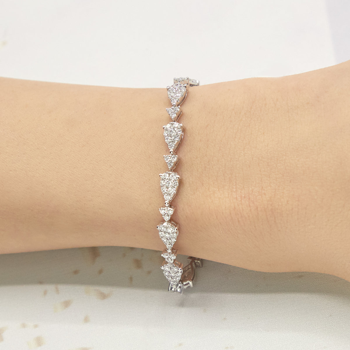 Pear Shape Illusion Tennis Bracelet