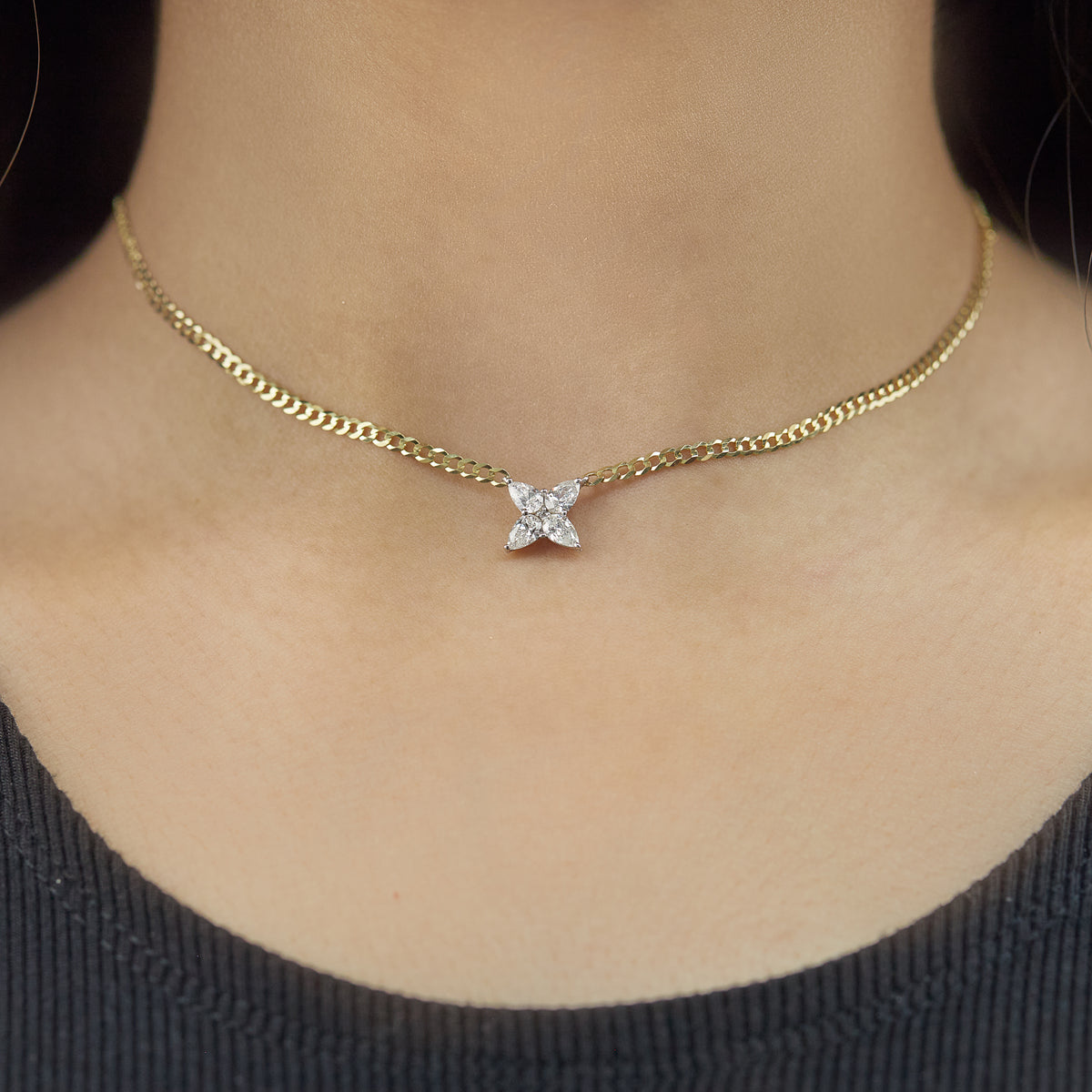 Dalia Pendant Necklace